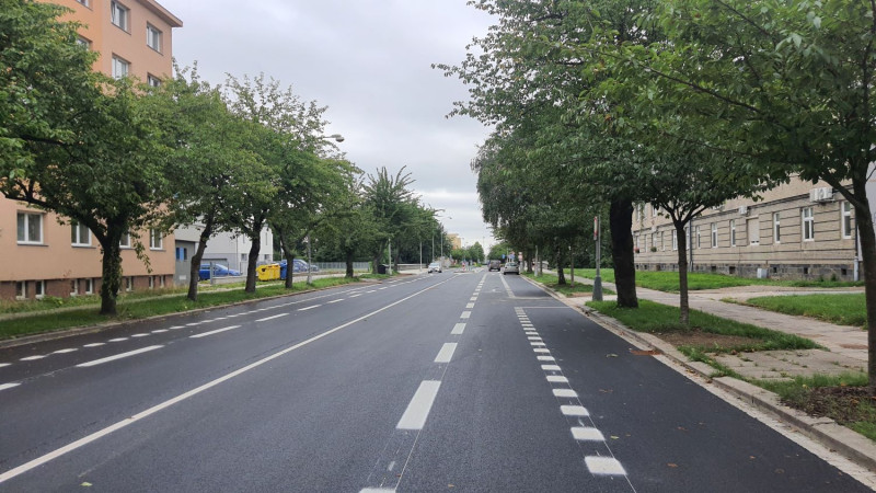 Olomouc, Jeremenkova ulice - cyklostezka II. část